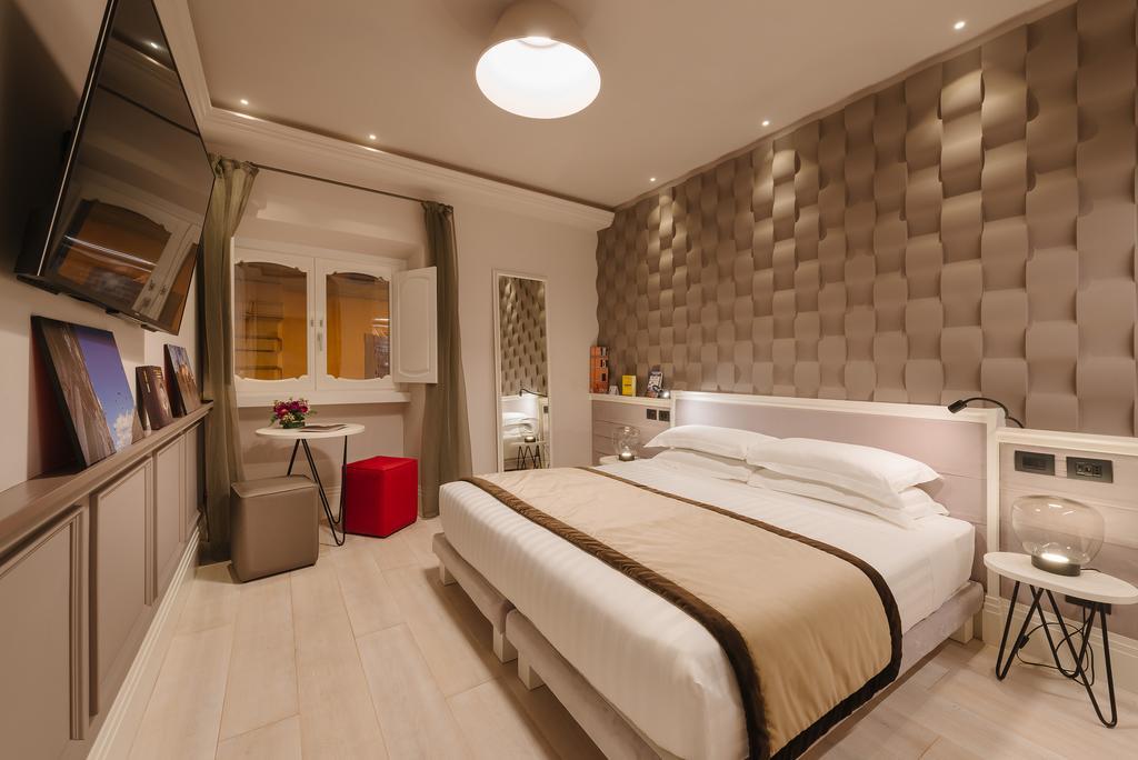 Rhea Silvia Luxury Navona Pensionat
