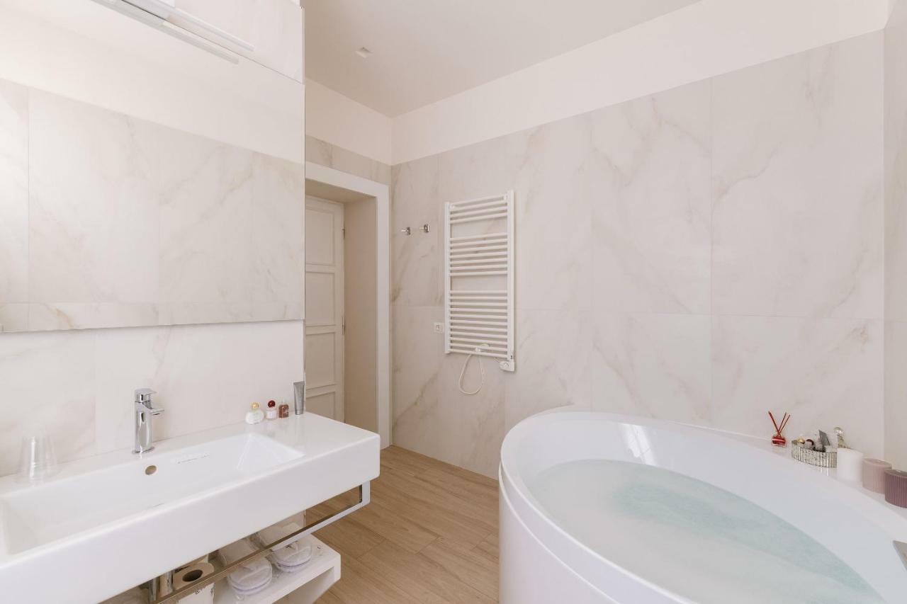 Rhea Silvia Luxury Navona Pensionat